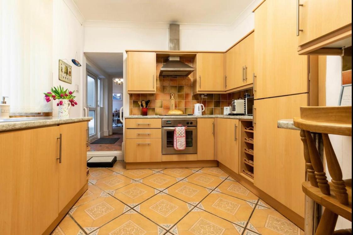 Shelley'S Seaside Stay Porthcawl Esterno foto